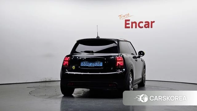 Mini Cooper Electric id 4645577 из Кореи 23