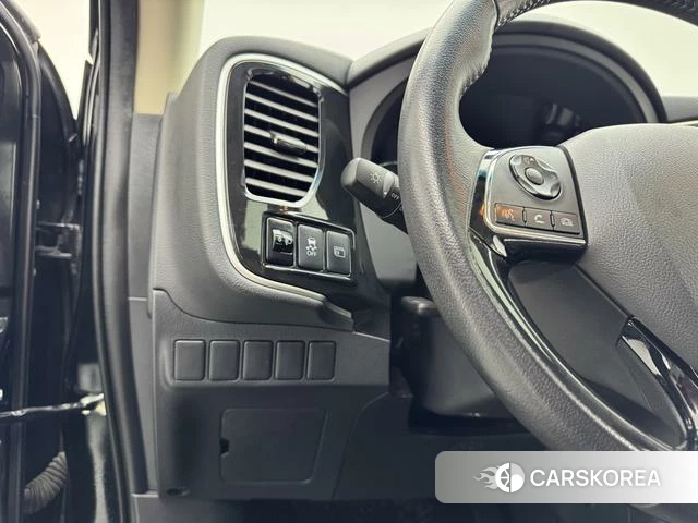 Mitsubishi  Outlander id 4253610 из Китая 21