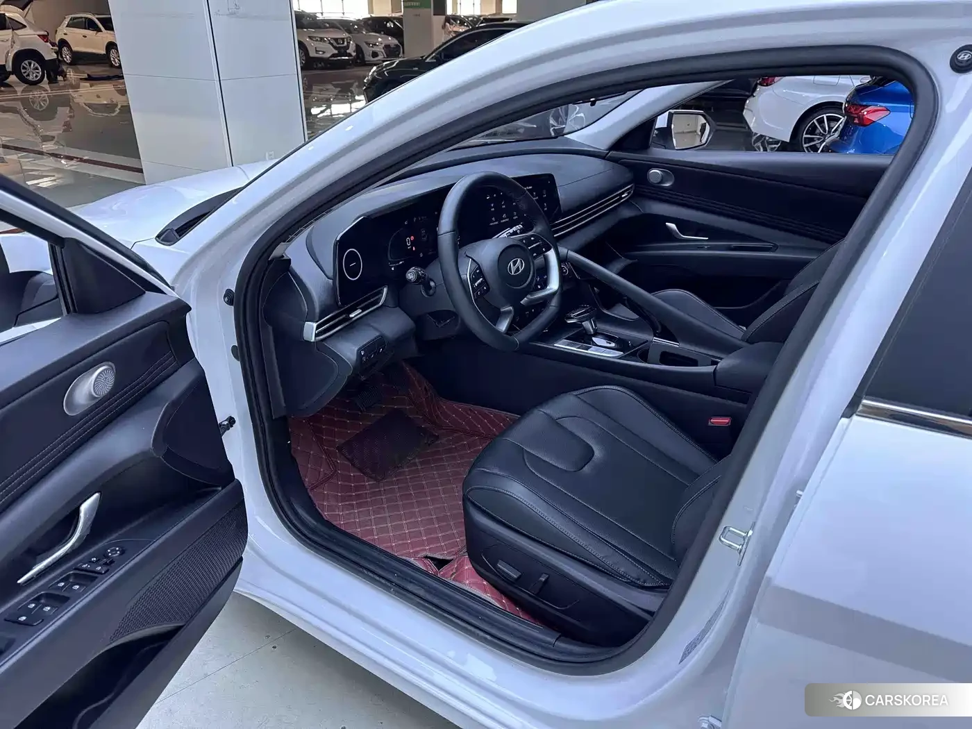 Hyundai Elantra id 4548128 из Китая 14