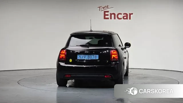 Mini Cooper Electric id 3007641 из Кореи 13