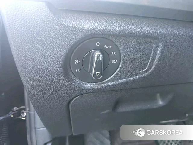 Volkswagen Passat id 4259539 из Китая 10