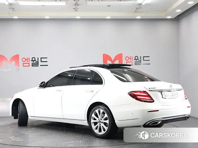 Mercedes-Benz E-Class W213 id 3636394 из Кореи 13