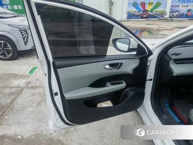 Roewe D6 id 4239217 из Китая 11