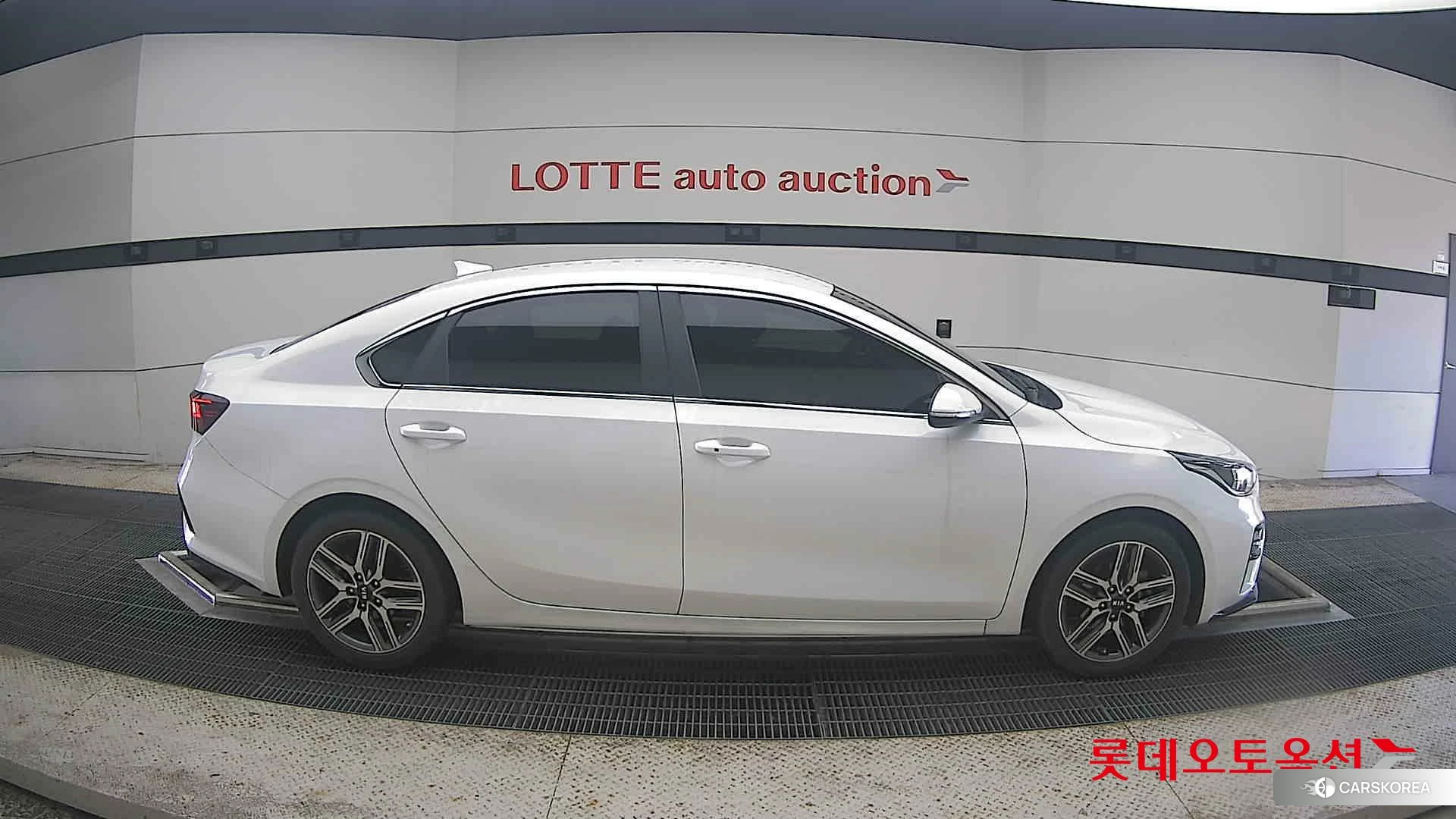 Kia K3 id 4669093 из Кореи 23