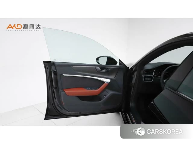 Audi A7L 2023 Черный из Китая, фото 3