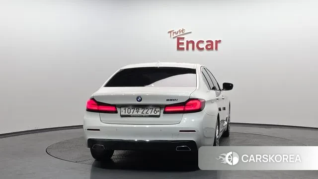 BMW 5 Series (G30) id 3778275 из Кореи 13