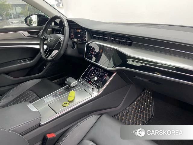 Audi A6L id 3896062 из Китая 8