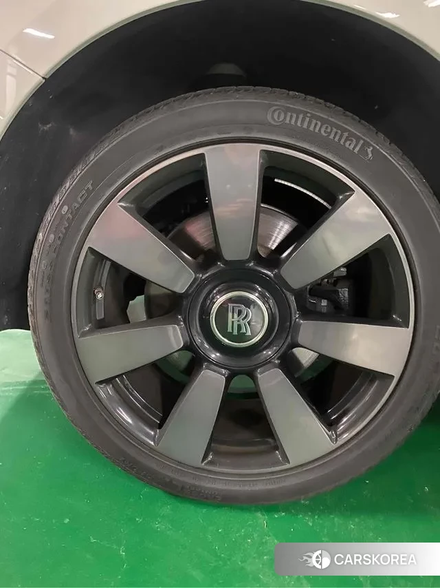 Rolls-Royce Cullinan id 3374625 из Кореи 8