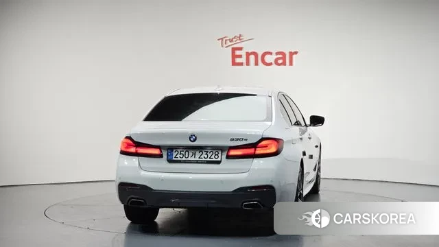 BMW 5 Series (G30) id 3417117 из Кореи 13