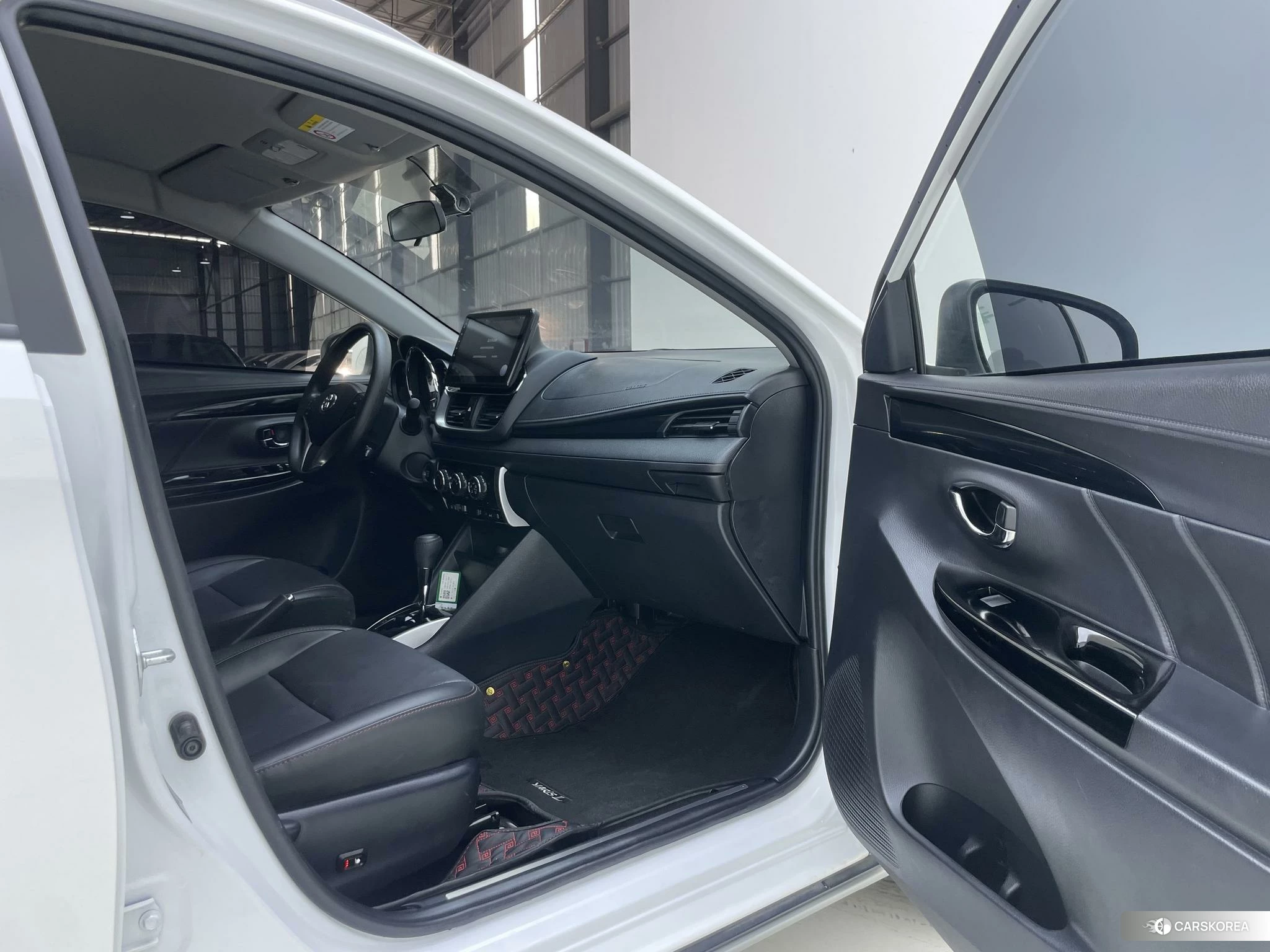 Toyota Yaris L id 4515031 из Китая 23
