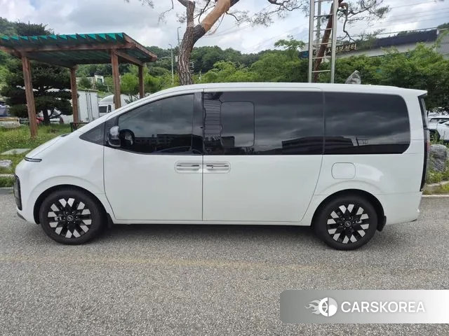 Hyundai Staria id 3288899 из Кореи 13