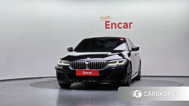 BMW 5 Series (G30) id 3941734 из Кореи 13