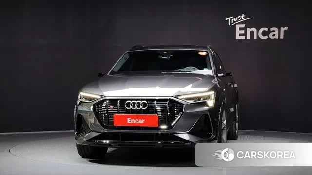 Audi e-Tron id 3212288 из Кореи 13