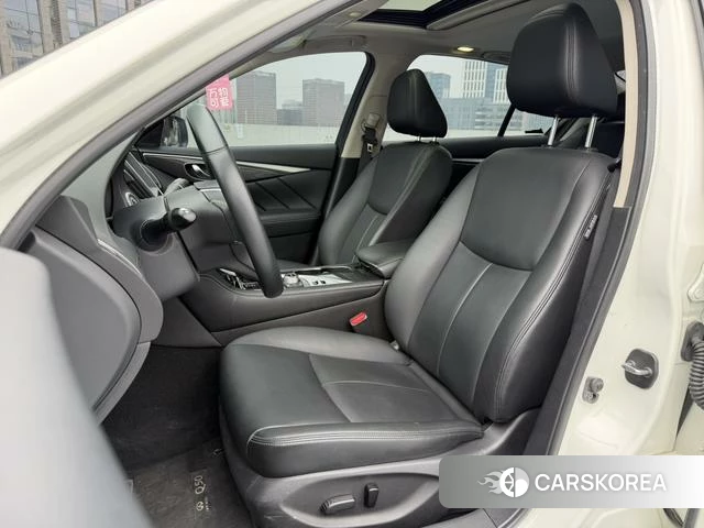 Infiniti Q50L 2023 Белый из Китая, фото 3