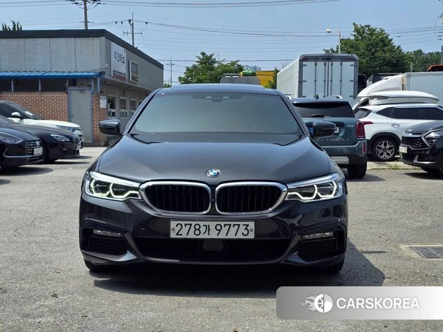 BMW 5 Series (G30) id 4424322 из Кореи 13