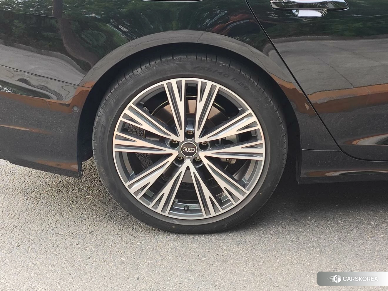 Audi A6L id 4513677 из Китая 22