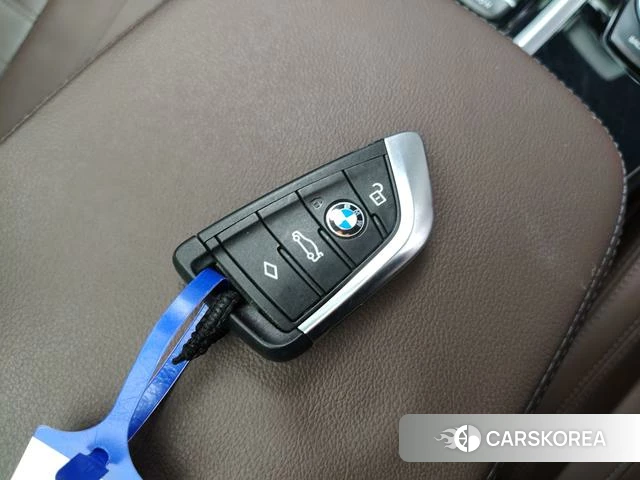 BMW X3 id 4260333 из Китая 13