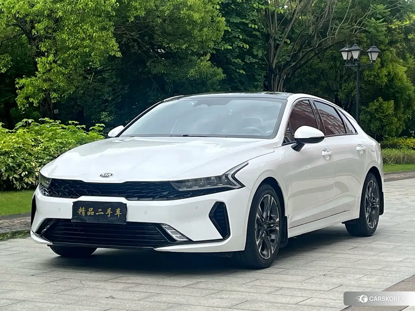 Kia K5 2021 Белый из Китая, фото 3
