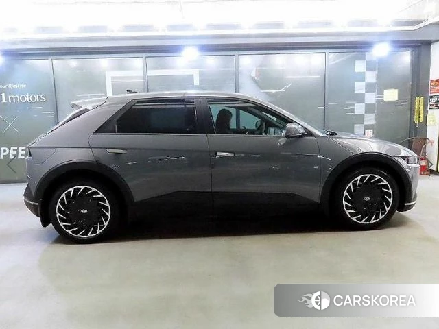 Hyundai Ionic 5 id 3890226 из Кореи 13