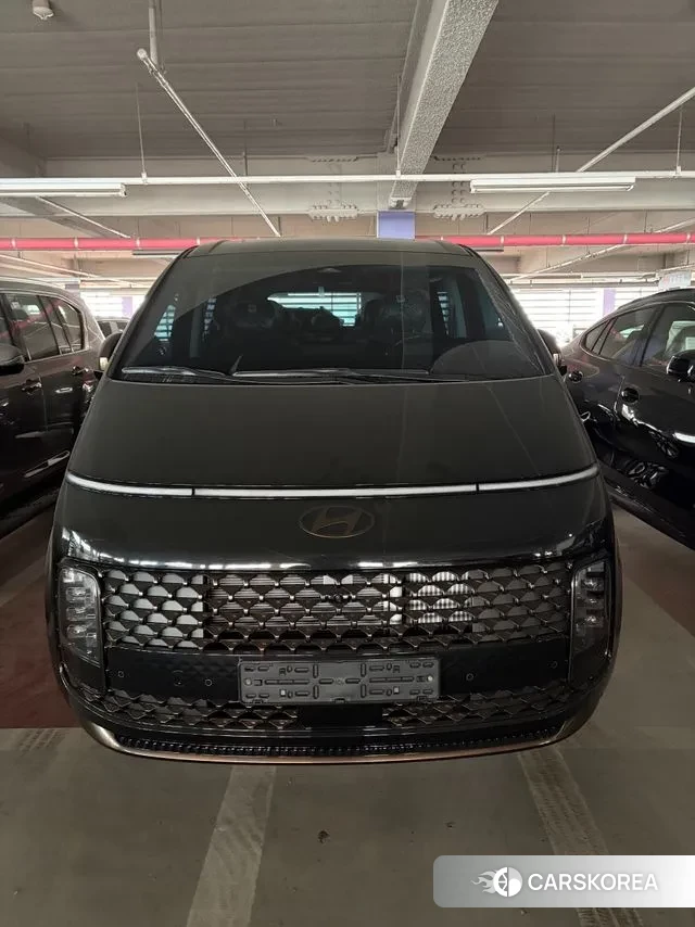 Hyundai Staria 2025 Черный из Кореи, фото 3