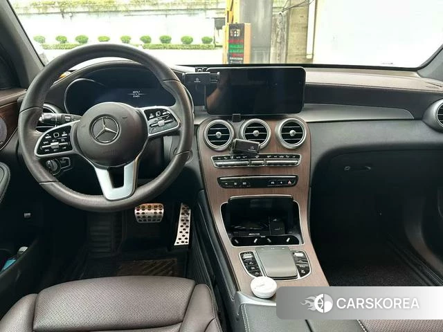 Mercedes-Benz GLC 2021 Черный из Китая, фото 3