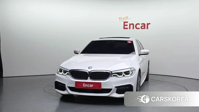 BMW 5 Series (G30) id 4377292 из Кореи 13