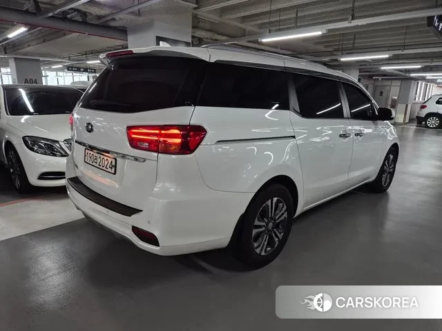 Kia The New Carnival id 3682211 из Кореи 13
