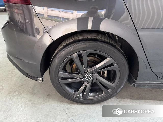 Volkswagen Golf id 4240049 из Китая 23