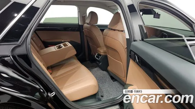 Hyundai Grandeur (GN7) id 2579757 из Кореи 13