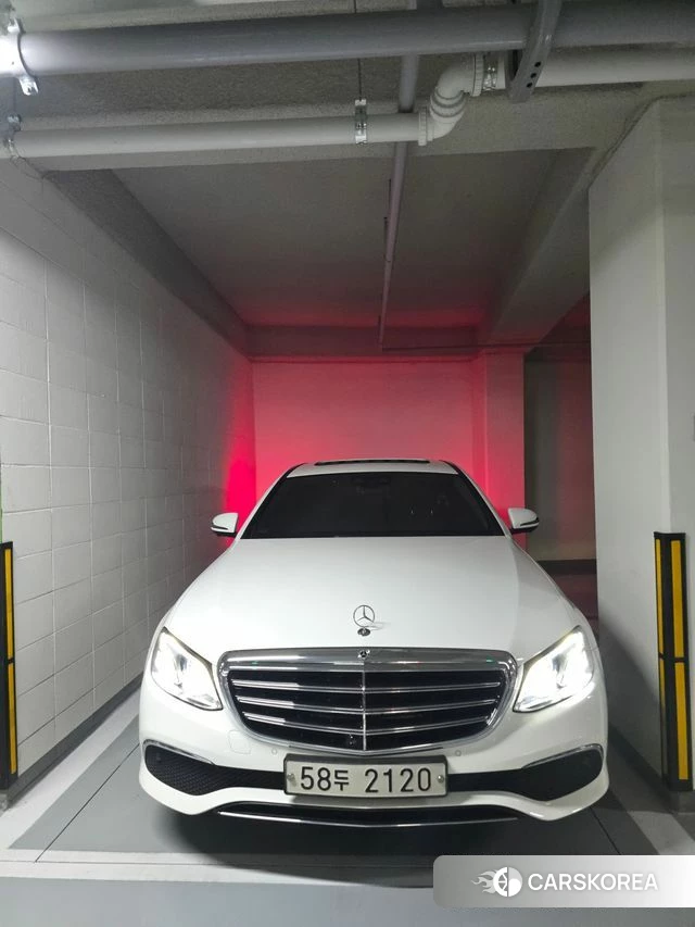Mercedes-Benz E-Class W213 2018 Белый из Кореи, фото 4