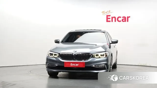 BMW 5 Series (G30) id 3789644 из Кореи 13