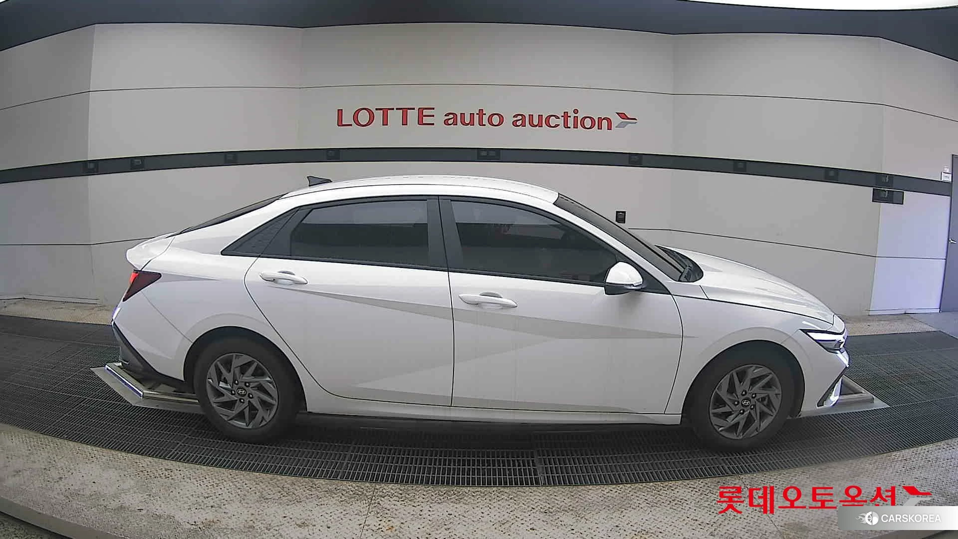 Hyundai Avante id 4296739 из Кореи 23