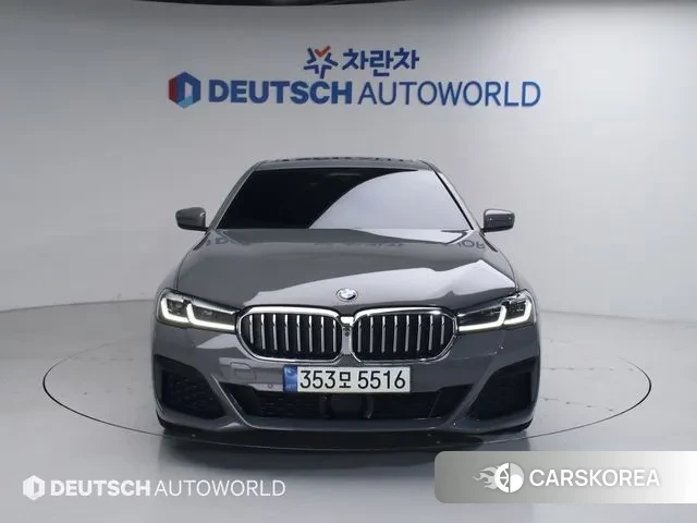 BMW 5 Series (G30) id 3788405 из Кореи 13