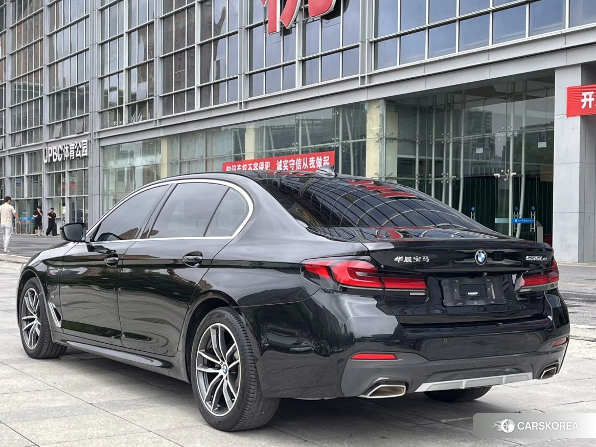 BMW 5 series PHEV id 4454143 из Китая 13