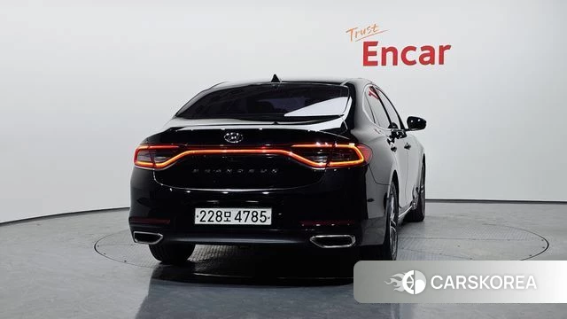 Hyundai Grandeur IG id 4424827 из Кореи 23