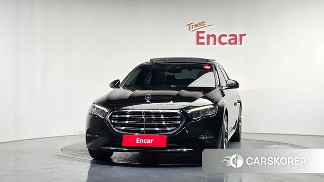 Mercedes-Benz E-Class W214 id 4649909 из Кореи 23
