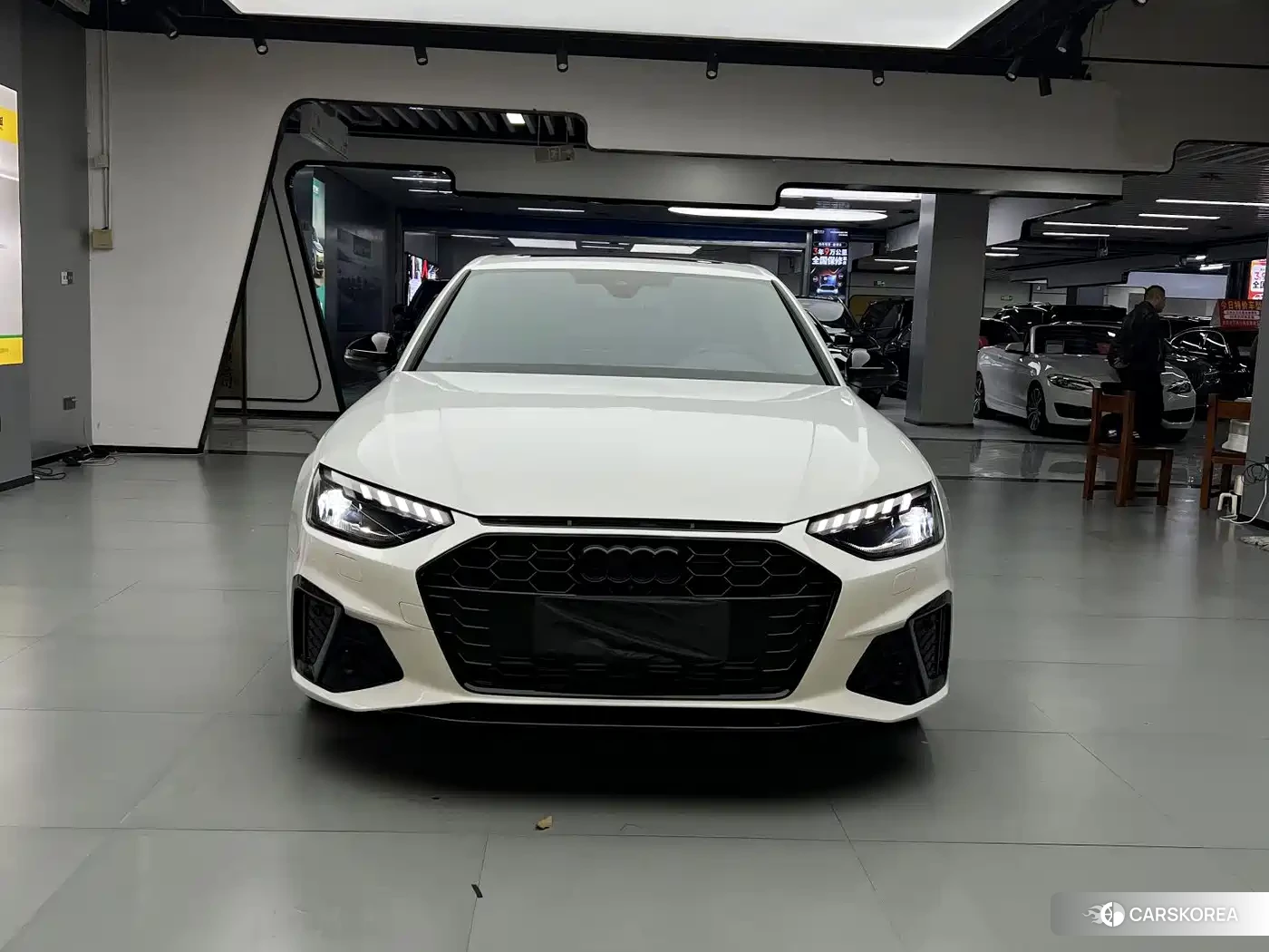 Audi A4L 2024 Белый из Китая, фото 3