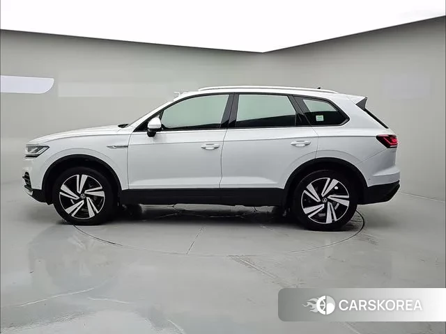Volkswagen Touareg 3rd generation id 3428288 из Кореи 13