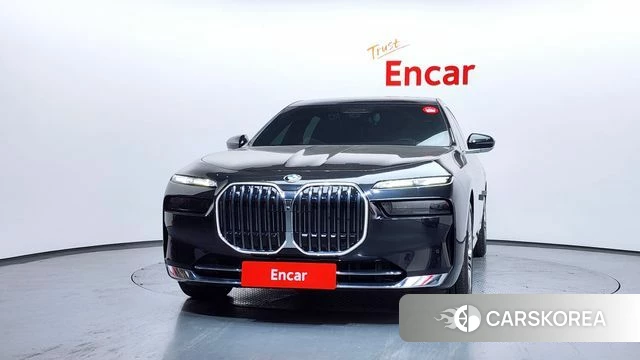 BMW 7 Series (G70) id 3799325 из Кореи 13