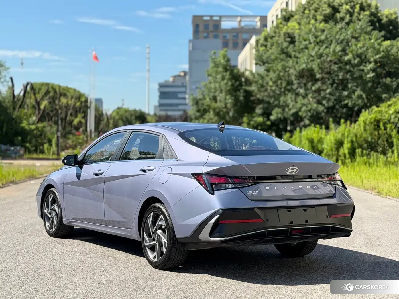 Hyundai Elantra 2026 Синий из Китая, фото 6
