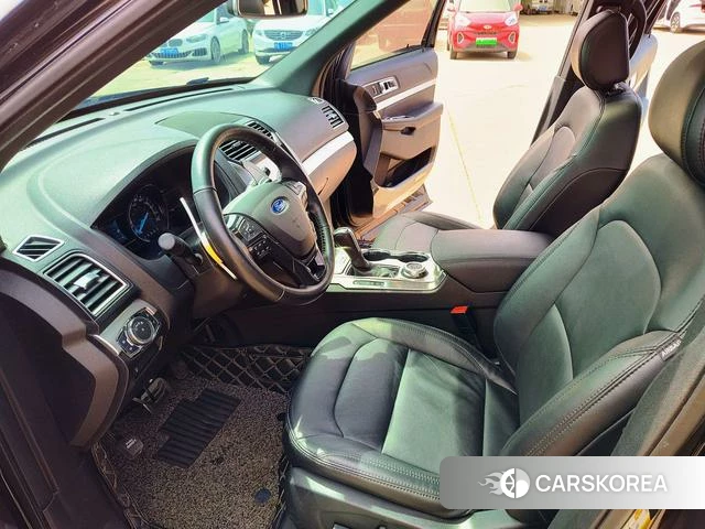 Ford Explorer (imported) 2018 Черный из Китая, фото 6