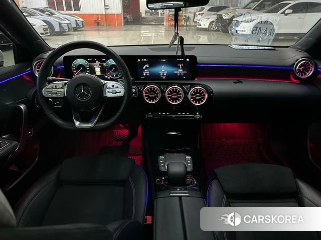 Mercedes-Benz Class A 2022 Белый из Китая, фото 3