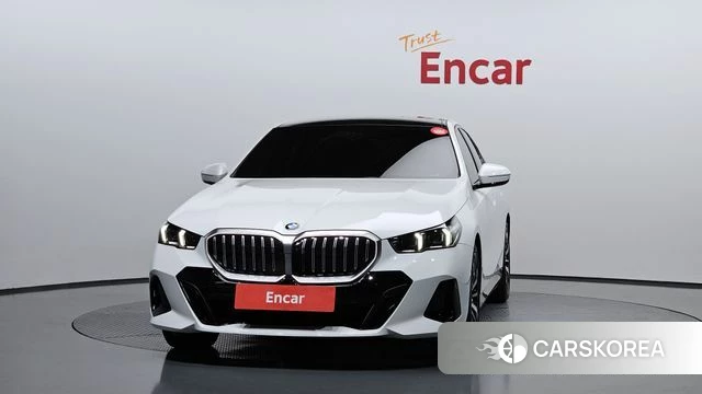 BMW 5 Series (G60) id 4462236 из Кореи 23