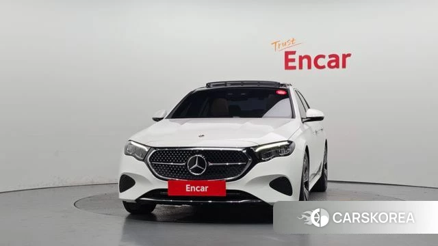 Mercedes-Benz E-Class W214 id 4686457 из Кореи 23