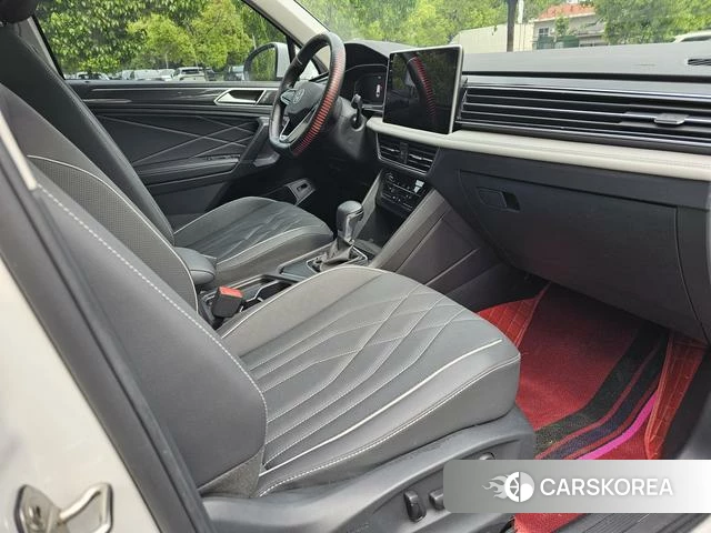 Volkswagen Tiguan L 2022 Белый из Китая, фото 5