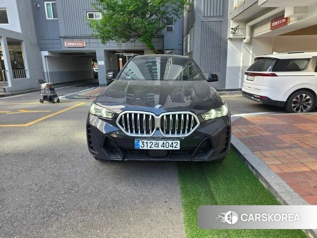 BMW X6 (G06) 2025 Черный из Кореи, фото 3