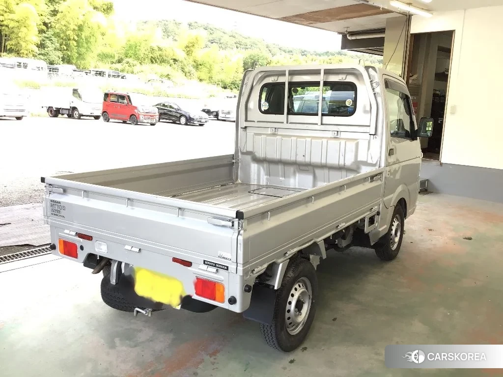 Nissan NT100 Clipper 2023 из Японии, фото 3