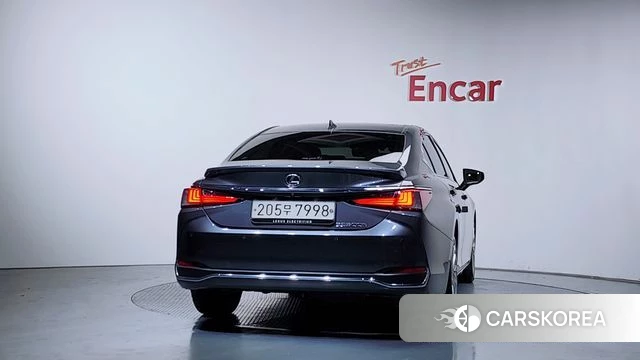 Lexus ES300h 7th generation id 4201485 из Кореи 23