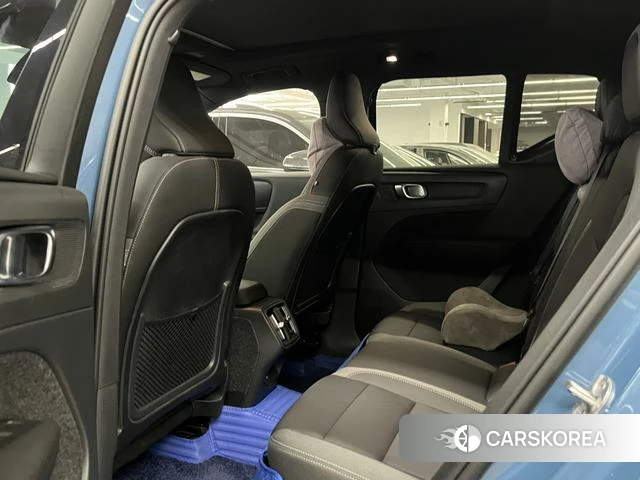 Volvo XC40 2022 Синий из Китая, фото 5