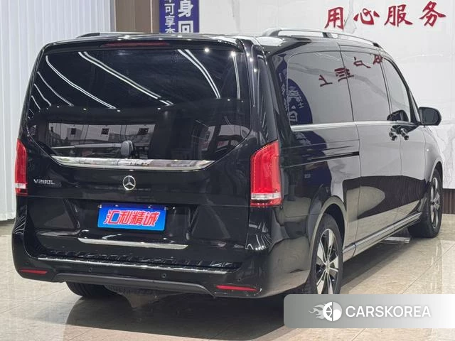 Mercedes-Benz V-class id 4300402 из Китая 19